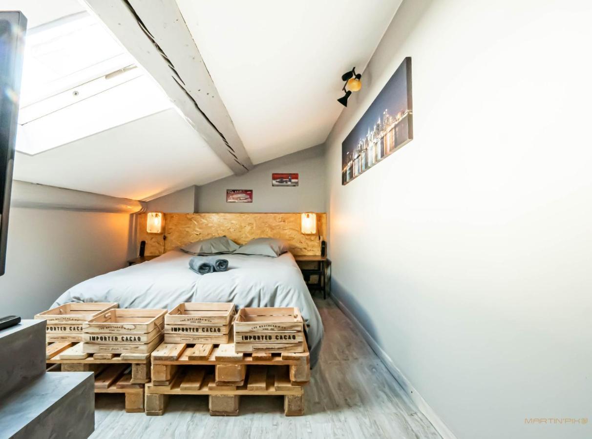 Centre Historique - Free Parking - Self Checkin - Wifi - Industriel - Sleepntripbeziers Apartment Bagian luar foto